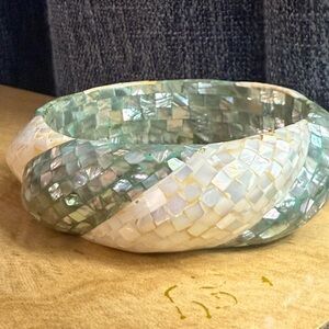 Vintage Mosaic Mother of Pearl Bangle Bracelet with Iridescent Shell Pieces